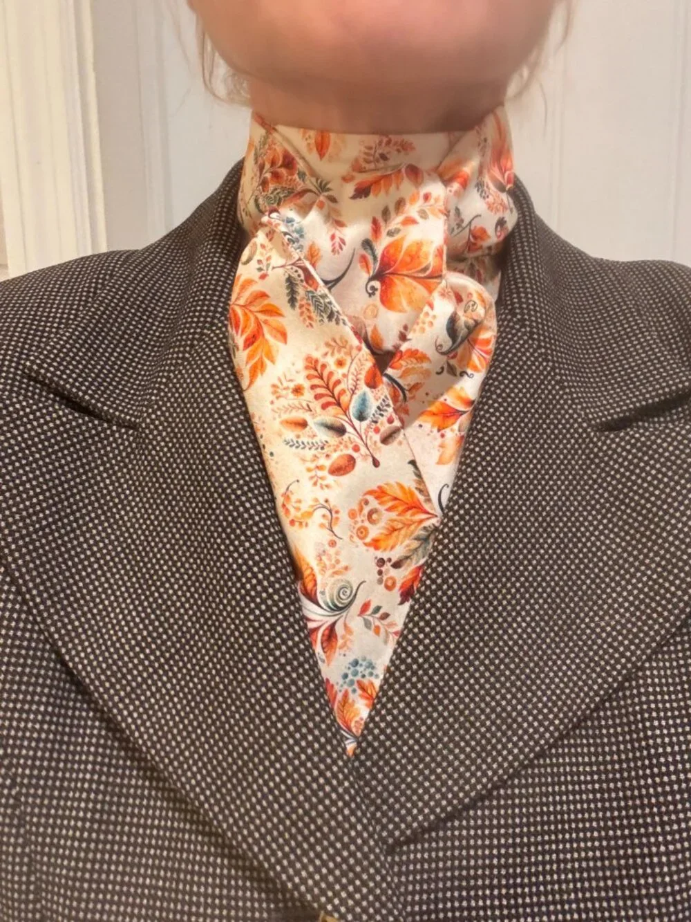 Classic Shaped Floral Paisley Equestrian Fox Hunting Stock Tie Fall Leaves
